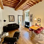 Apartamento Yema Home-lucca Lucca